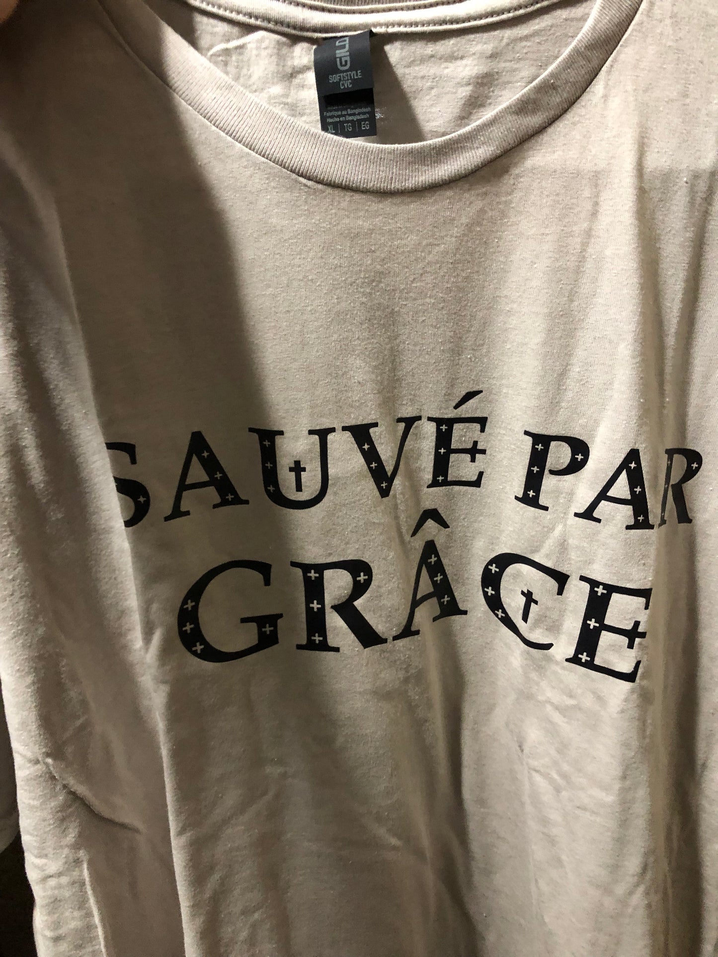 Chandail Gildan softstyle cvc Sauvé par grâce